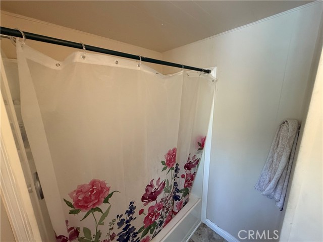 12700 Elliott Avenue, El Monte CA: https://media.crmls.org/medias/dde7f842-7172-4897-98a0-14308bb598e8.jpg