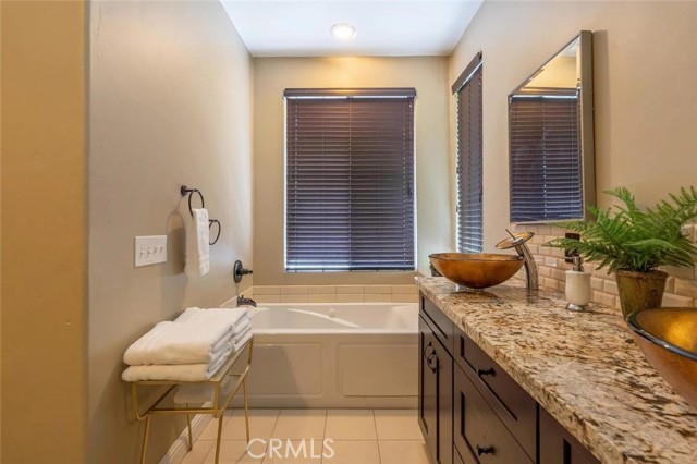 Detail Gallery Image 14 of 28 For 19 a El Cuenco, Carmel Valley,  CA 93924 - 5 Beds | 2/1 Baths