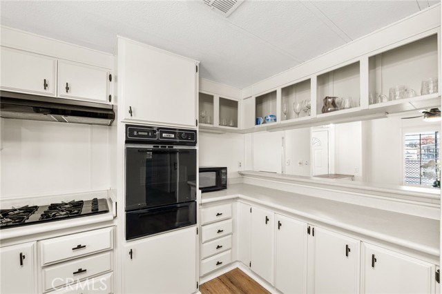 Detail Gallery Image 7 of 27 For 1251 E Lugonia, Redlands,  CA 92374 - 2 Beds | 2 Baths