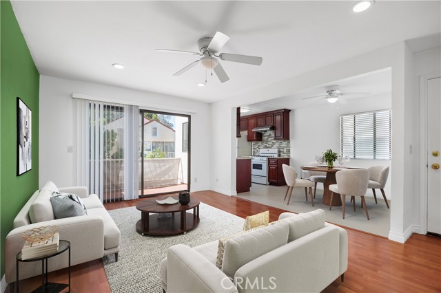 8378 New Salem Street, San Diego CA: https://media.crmls.org/medias/dde8dbb0-a35c-4bdd-852b-88d38c28de5f.jpg