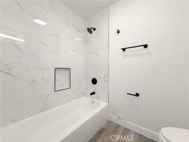 Detail Gallery Image 13 of 38 For 221 W 97th, Los Angeles,  CA 90003 - 4 Beds | 2 Baths