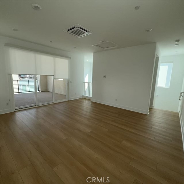 177 Sawbuck, Irvine CA: https://media.crmls.org/medias/ddea87da-dd31-4998-a97e-c3bb45484c4a.jpg