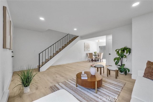 Detail Gallery Image 2 of 20 For 11050 Camden Way, Stanton,  CA 90680 - 3 Beds | 1/1 Baths