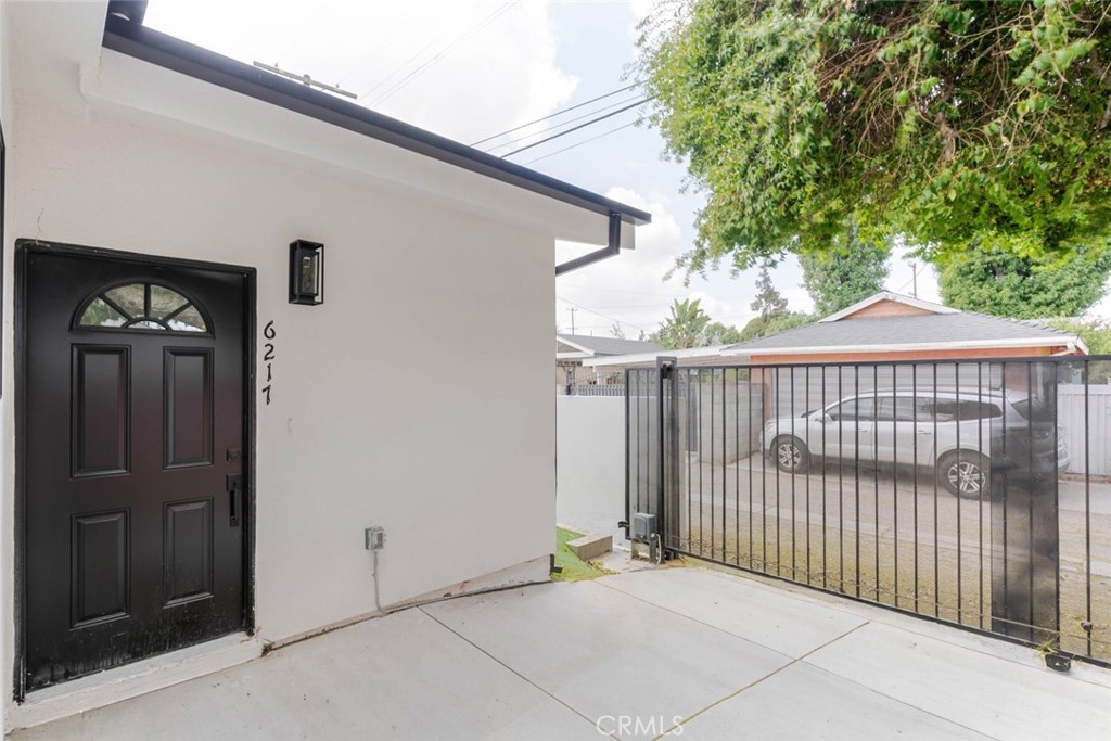 6217 Sylvia Avenue