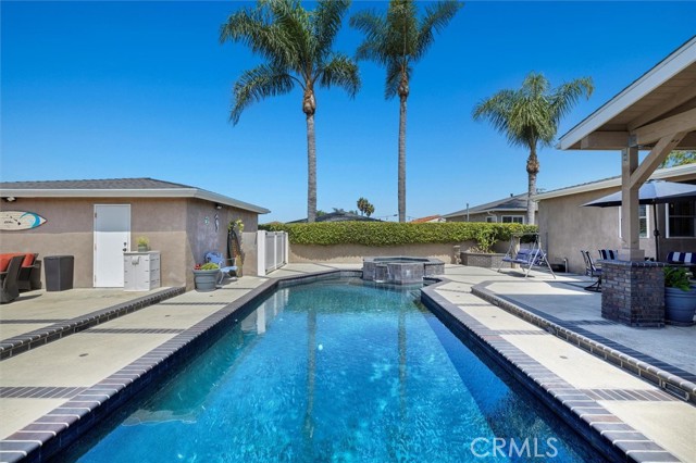 1372 W Sepulveda Street, San Pedro CA: https://media.crmls.org/medias/ddeb94e3-e7ee-44ac-8478-17379e48f17a.jpg