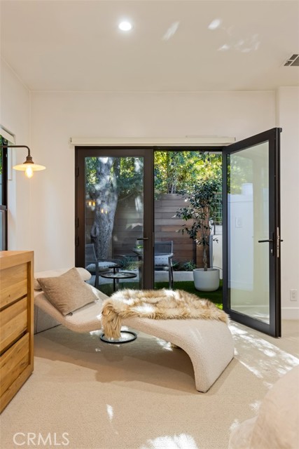 13714 Valley Vista, Sherman Oaks CA: https://media.crmls.org/medias/ddebb754-185d-450c-9bf1-6363c13f884d.jpg