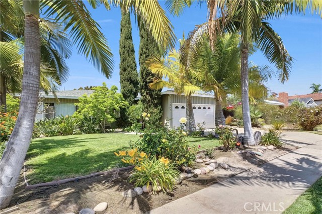 Detail Gallery Image 3 of 27 For 4301 Howard Ave, Los Alamitos,  CA 90720 - 3 Beds | 2 Baths