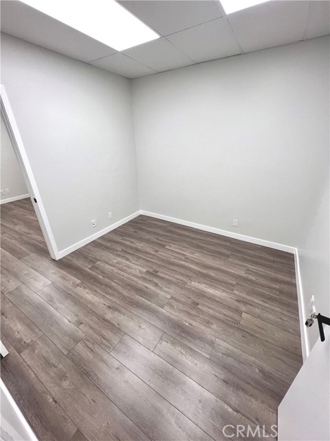 Unit 206 2-Rooms