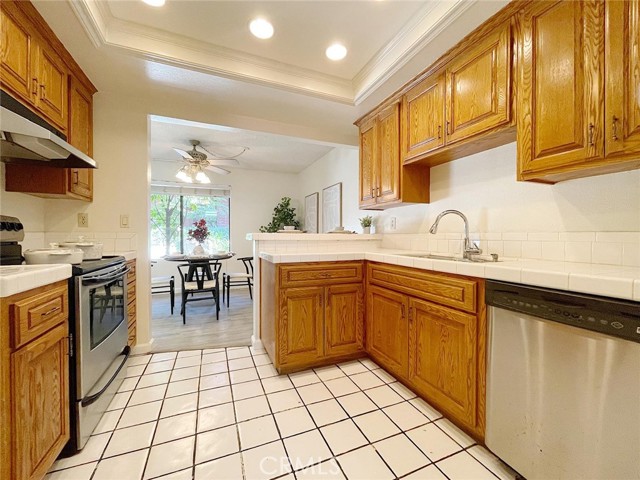 Detail Gallery Image 7 of 24 For 388 S Prospectors Rd #110,  Diamond Bar,  CA 91765 - 2 Beds | 2 Baths