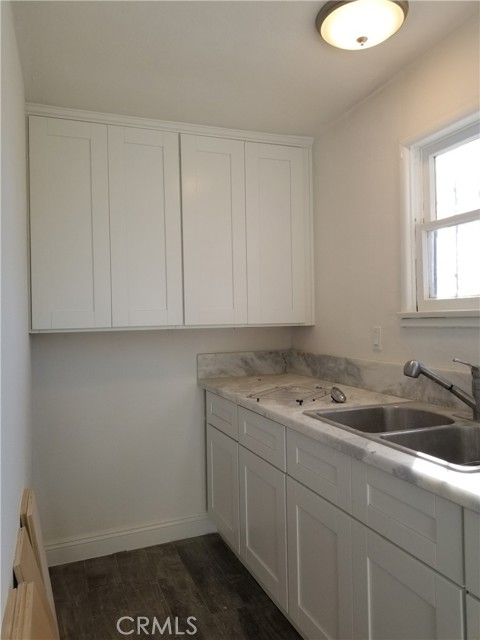 492 E 46th Street, Los Angeles, CA, 90011 492 E 46th Street, Los Angeles, CA, 90011