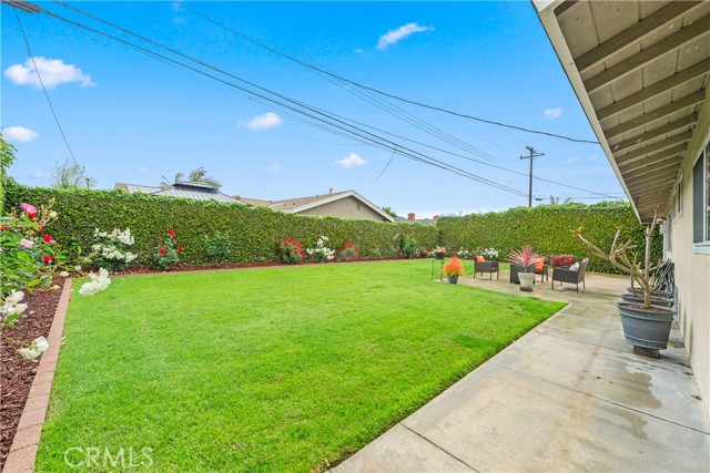 5481 Santa Gertrudes Ave, Garden Grove CA: https://media.crmls.org/medias/ddf11433-071b-4c25-90fc-3f7aa8766ce6.jpg