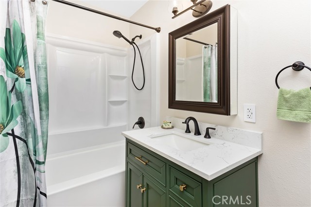 Detail Gallery Image 8 of 30 For 193 N Maple Ave, Fontana,  CA 92335 - 3 Beds | 2 Baths