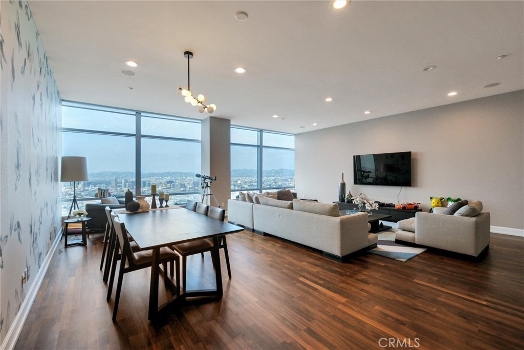 900 W Olympic Boulevard #45F