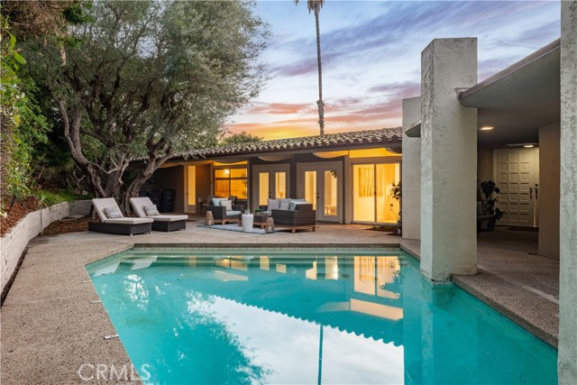 Detail Gallery Image 28 of 35 For 30175 Avenida Tranquila, Rancho Palos Verdes,  CA 90275 - 5 Beds | 2/1 Baths