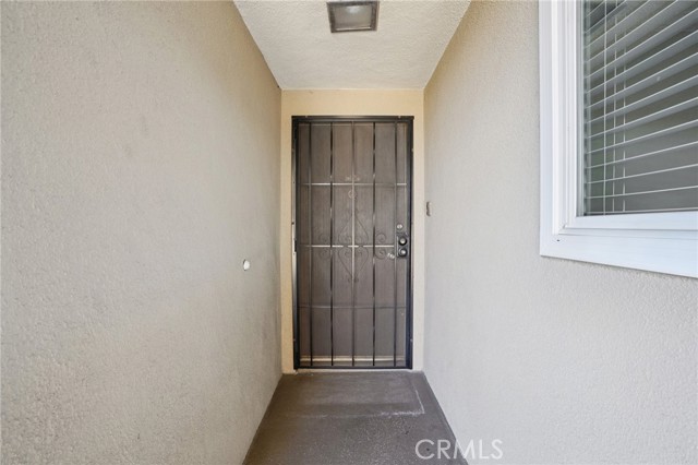 Detail Gallery Image 11 of 33 For 100 Hermosa Ave 3a,  Long Beach,  CA 90802 - 2 Beds | 2 Baths