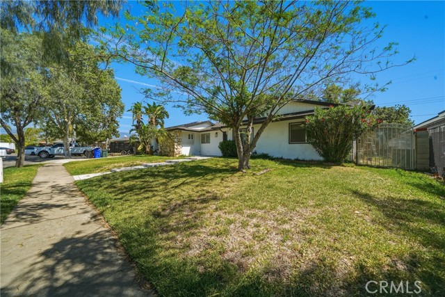 Detail Gallery Image 11 of 34 For 1365 N Chestnut, Rialto,  CA 92376 - 3 Beds | 2 Baths