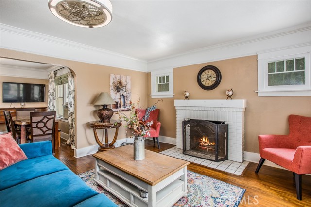 391 W Gilman Street, Banning CA: https://media.crmls.org/medias/ddf44a9e-1fc5-47b1-882c-f913a032e75b.jpg