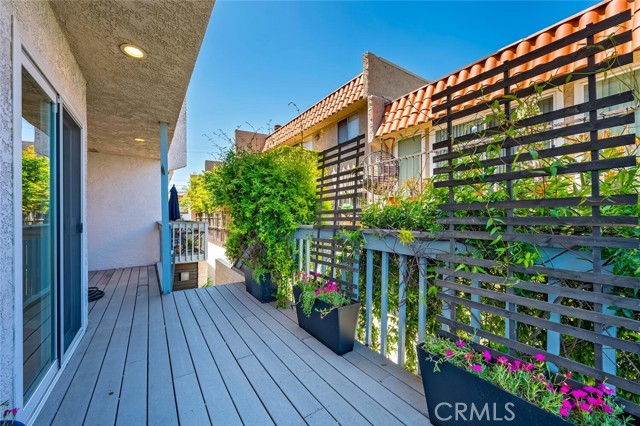 Detail Gallery Image 3 of 75 For 2230 Ohio Ave #4,  Signal Hill,  CA 90755 - 3 Beds | 2/1 Baths