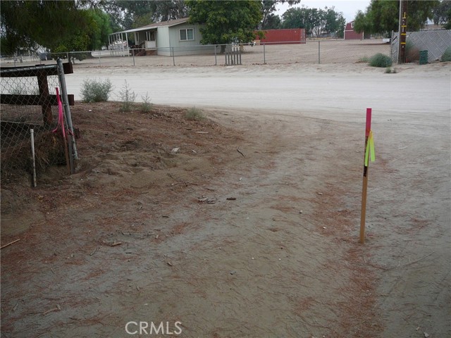 31665 Meadow Blossom Road, Nuevo CA: https://media.crmls.org/medias/ddf4bfa0-763f-46de-8f53-b9bc11f263cf.jpg