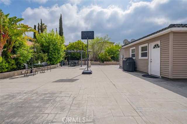 Detail Gallery Image 5 of 34 For 10404 Jardine Ave, Sunland,  CA 91040 - 2 Beds | 1 Baths