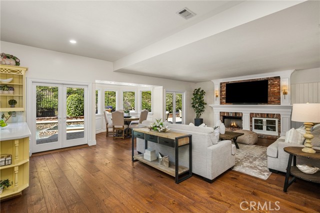 Detail Gallery Image 24 of 73 For 4011 E. Green Clover, Orange,  CA 92867 - 5 Beds | 4 Baths