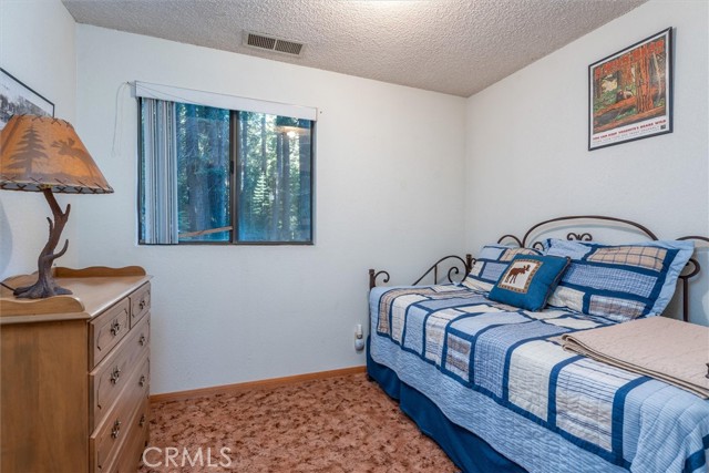 Detail Gallery Image 27 of 35 For 7743 Black Pine Way, Fish Camp,  CA 93623 - 2 Beds | 2 Baths