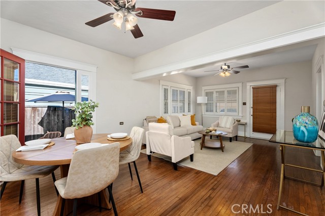 Detail Gallery Image 5 of 33 For 2820 E Colorado St, Long Beach,  CA 90814 - 2 Beds | 1 Baths