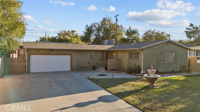 Detail Gallery Image 1 of 27 For 324 E Avenue R5, Palmdale,  CA 93550 - 4 Beds | 2 Baths