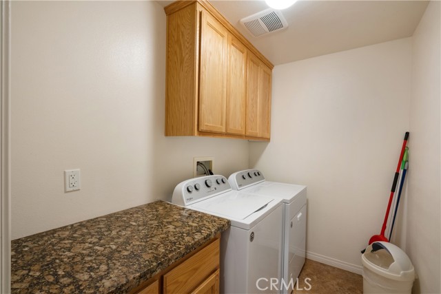 Detail Gallery Image 15 of 33 For 18798 Mojave, Hesperia,  CA 92345 - 3 Beds | 2 Baths