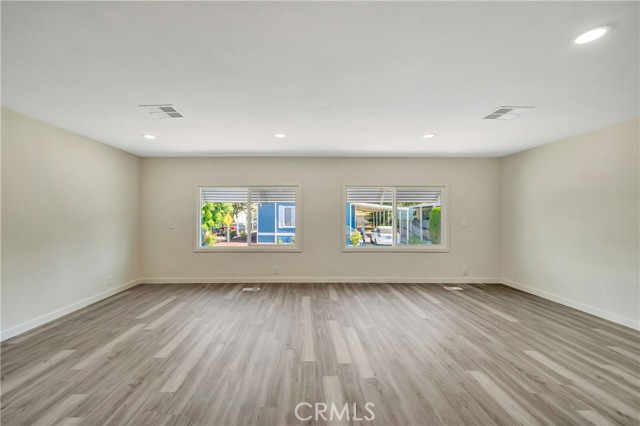 Detail Gallery Image 6 of 52 For 27361 Sierra Hwy #109,  Canyon Country,  CA 91351 - 2 Beds | 2 Baths