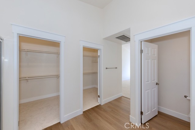 MLS #OC25164195 image #35