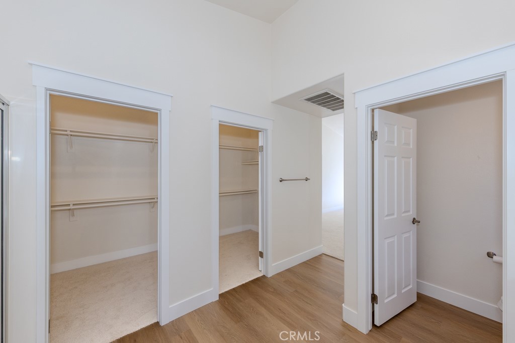 MLS #OC25164195 image #35