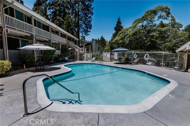 Detail Gallery Image 26 of 27 For 195 Rockledge, Lake Arrowhead,  CA 92352 - 2 Beds | 2 Baths