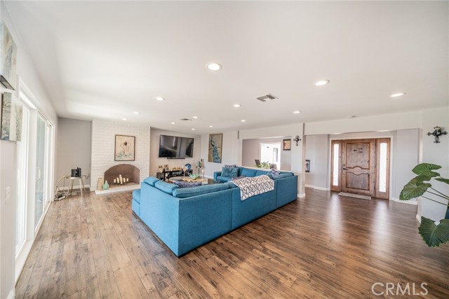 Detail Gallery Image 8 of 68 For 42031 San Jose Dr, San Jacinto,  CA 92583 - 4 Beds | 3 Baths