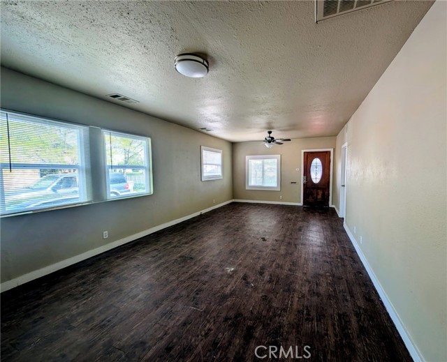 Image 4 of 16 For 2549 Del Paso Blvd