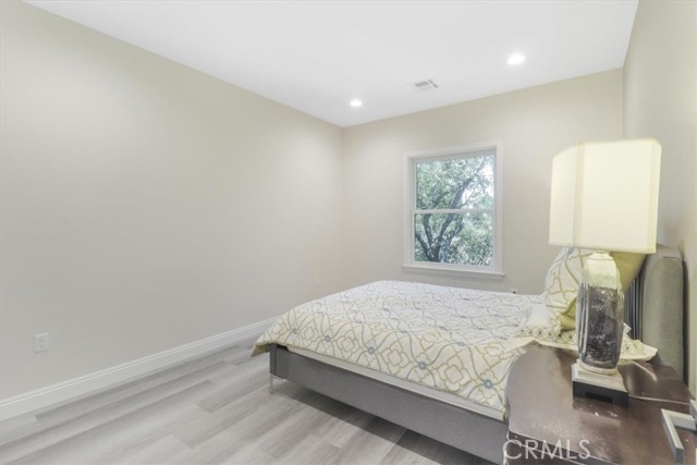 Detail Gallery Image 22 of 39 For 569 Lincoln Ave #8,  Pasadena,  CA 91103 - 3 Beds | 2 Baths