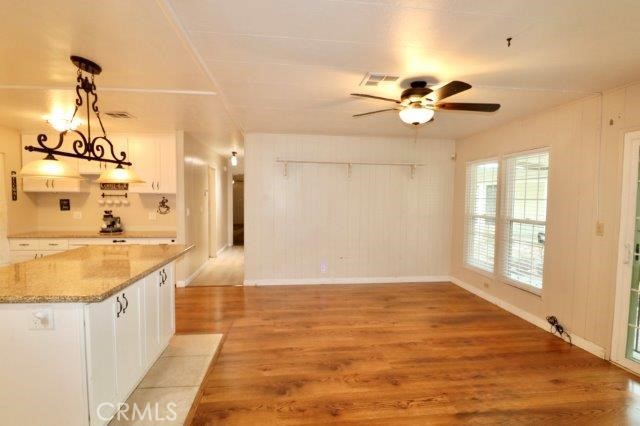 Detail Gallery Image 19 of 43 For 14036 Lake View Dr #143,  La Mirada,  CA 90638 - 2 Beds | 2 Baths