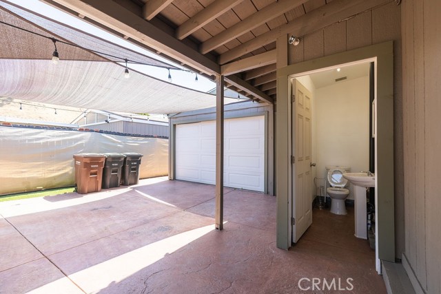 700 E Washington Street, Colton CA: https://media.crmls.org/medias/ddfab3a3-14b3-41ec-9d55-16cab7d49d82.jpg