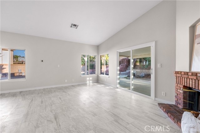 Detail Gallery Image 17 of 36 For 4652 Starstone Ct, Palmdale,  CA 93551 - 3 Beds | 2 Baths