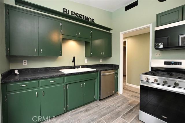 Detail Gallery Image 4 of 41 For 1280 Dale, Chico,  CA 95926 - 3 Beds | 1 Baths