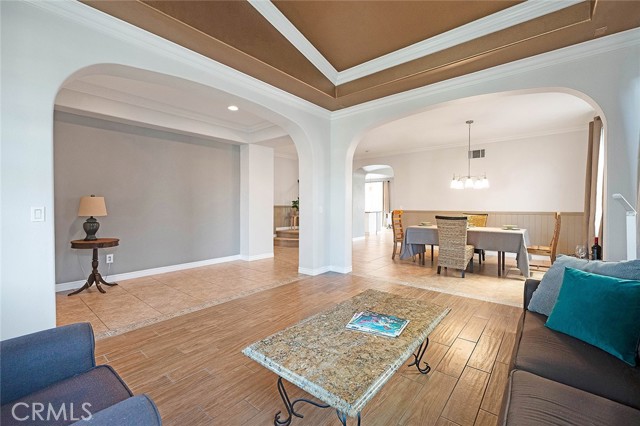 Detail Gallery Image 7 of 75 For 13762 Woodcrest Ct, Corona,  CA 92880 - 5 Beds | 3 Baths
