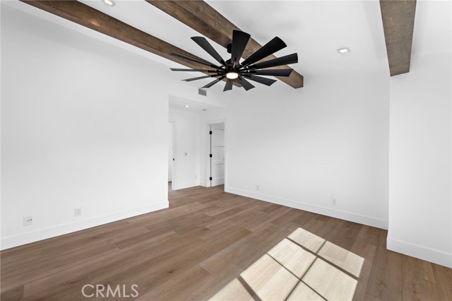 Detail Gallery Image 11 of 27 For 980 Meadowlark Ln, Laguna Beach,  CA 92651 - 3 Beds | 3 Baths