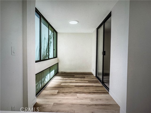 Detail Gallery Image 12 of 19 For 750 N Kings Rd #105,  West Hollywood,  CA 90069 - 1 Beds | 1 Baths