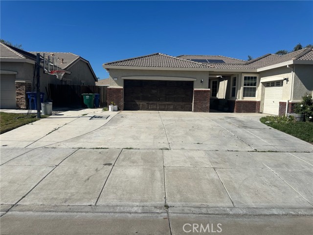 Detail Gallery Image 4 of 27 For 423 Pisa St, Los Banos,  CA 93635 - 4 Beds | 3 Baths