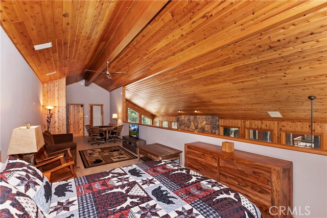 Detail Gallery Image 25 of 50 For 733 Winterset Ct, Big Bear Lake,  CA 92315 - 3 Beds | 2/1 Baths