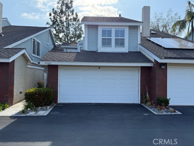 Detail Gallery Image 2 of 30 For 21205 Serra #42,  Lake Forest,  CA 92630 - 2 Beds | 2/1 Baths