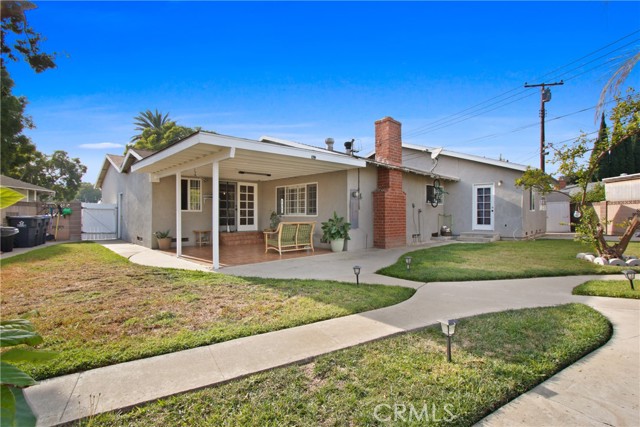 Detail Gallery Image 33 of 36 For 2501 S Douglas St, Santa Ana,  CA 92704 - 4 Beds | 3 Baths