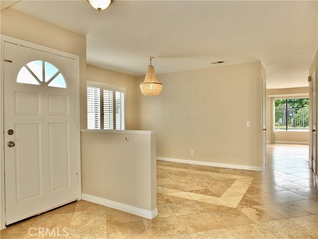 35 Bawley Street, Laguna Niguel CA: https://media.crmls.org/medias/ddff6af9-09e8-4ea7-9d10-12f56f772a96.jpg