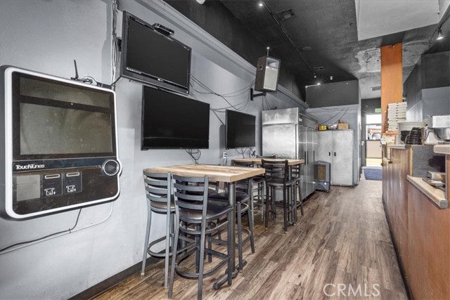4133 Anaheim Street, Long Beach CA: https://media.crmls.org/medias/ddffe582-1850-4993-95f8-41acfe6857b3.jpg