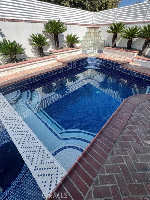 8530 Willow Drive, Rancho Cucamonga CA: https://media.crmls.org/medias/de008b40-1fe2-4513-a6cb-7c634a80ed97.jpg